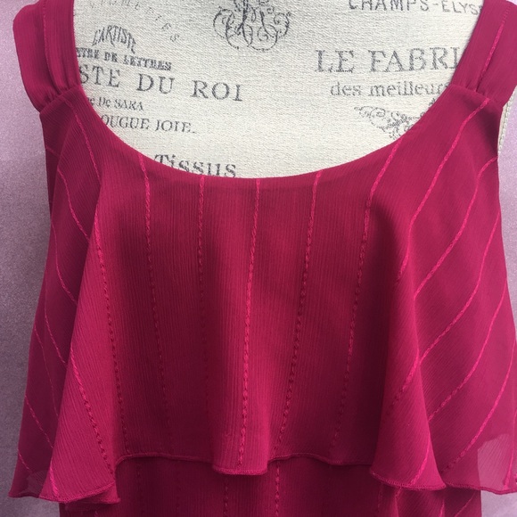 Layered Top - Loft Large - Picture 4 of 5